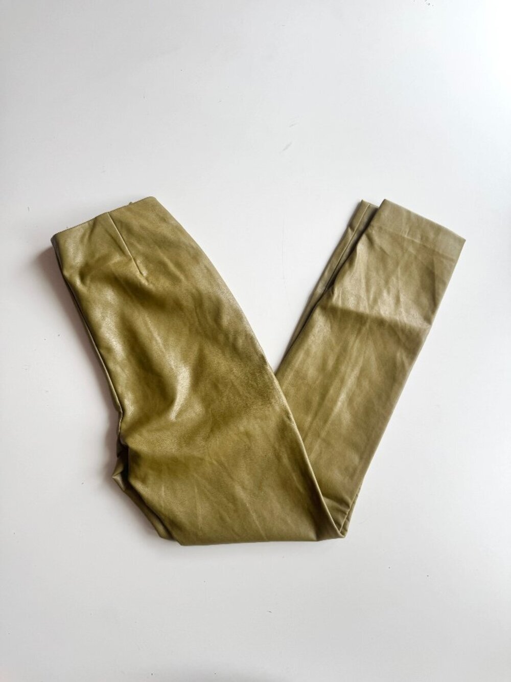 Aritzia BABATON Frida Avocado Green Vegan Leather Ankle Legging Pants, Size 2